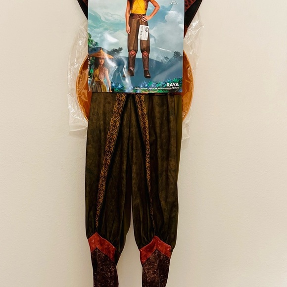 Disney Raya And The Last Dragon Girl's Jumpsuit and Hat Costume Set - Picture 9 of 10